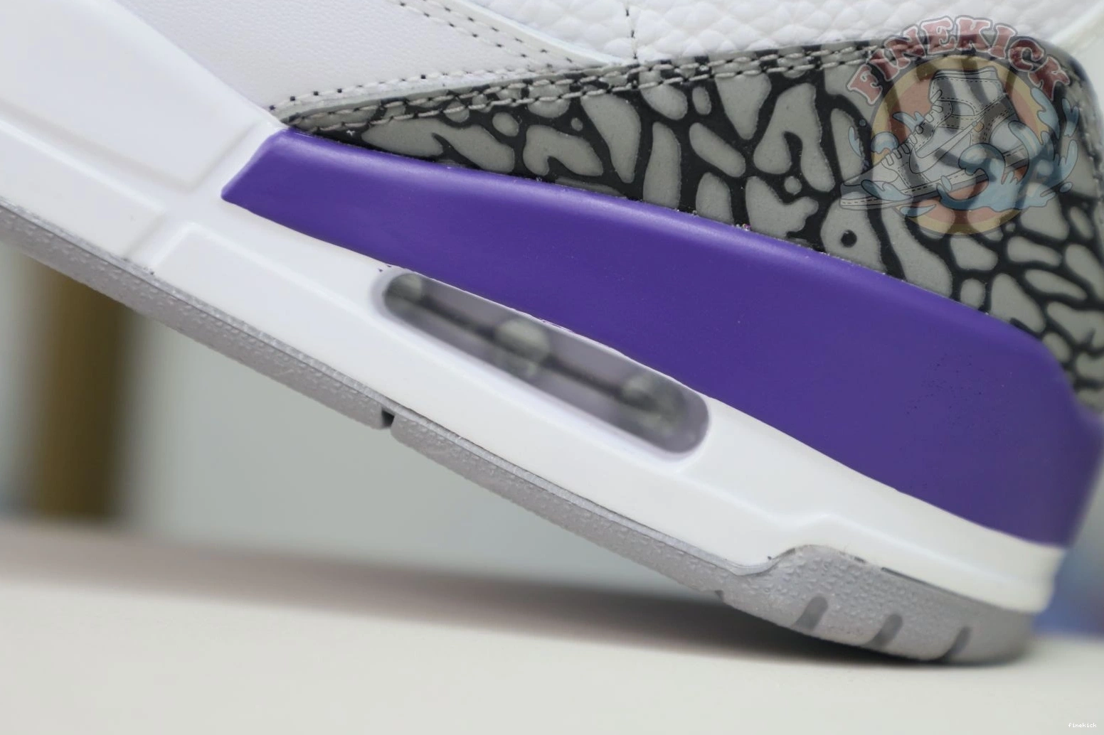 3 Air retro